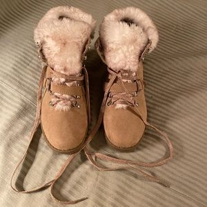 NWOT Justice Suede and Faux Fur Lace Up Ankle Boots.  Size 7- adult/big girl